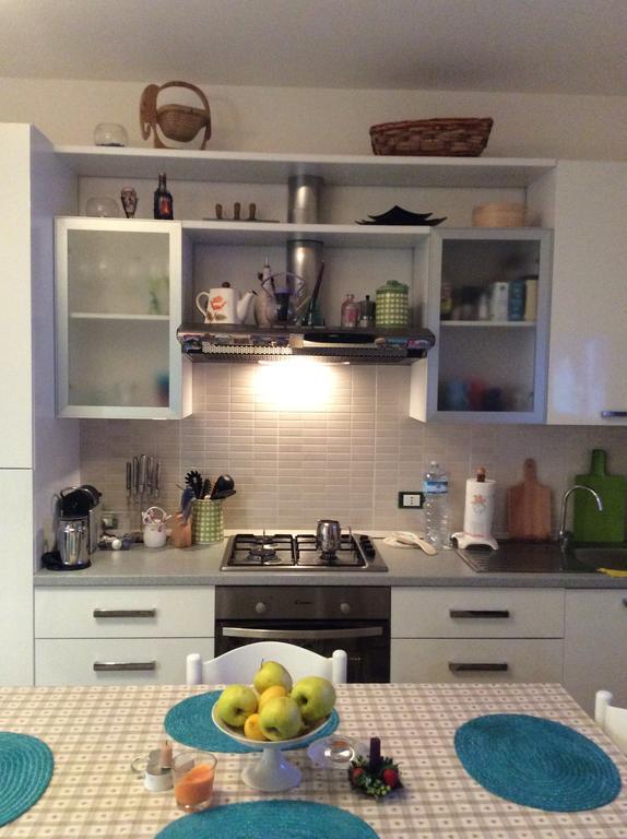 Dolce casa di Elena Apartamento Nettuno Habitación foto